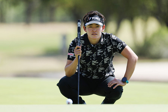 ラインを読む岩井明　女子ゴルフ