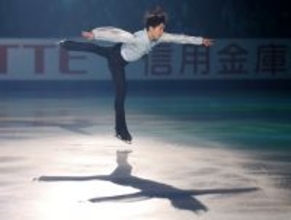 鍵山の演技　ＮＨＫ杯フィギュア