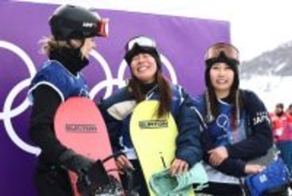 金メダルの深田ら　五輪
