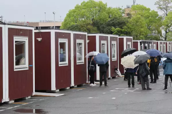 移動式宿泊施設を公開