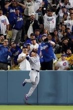 好捕する鈴木　大リーグ