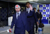 「鉢巻き姿の長友　サッカー日本代表」の画像1