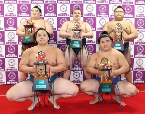 三賞受賞の力士