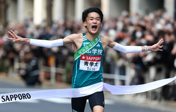 青学大、３年連続９度目Ｖ＝２位国学院大、３位は順大―箱根駅伝