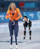 「滑走を終えた高木　五輪」の画像1