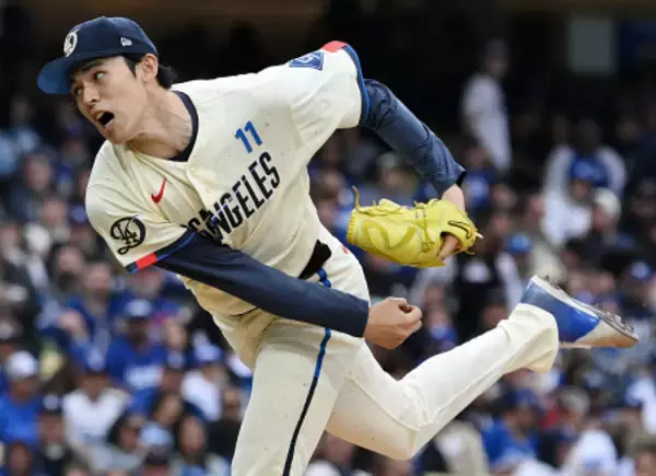 佐々木が今季初勝利　大リーグ