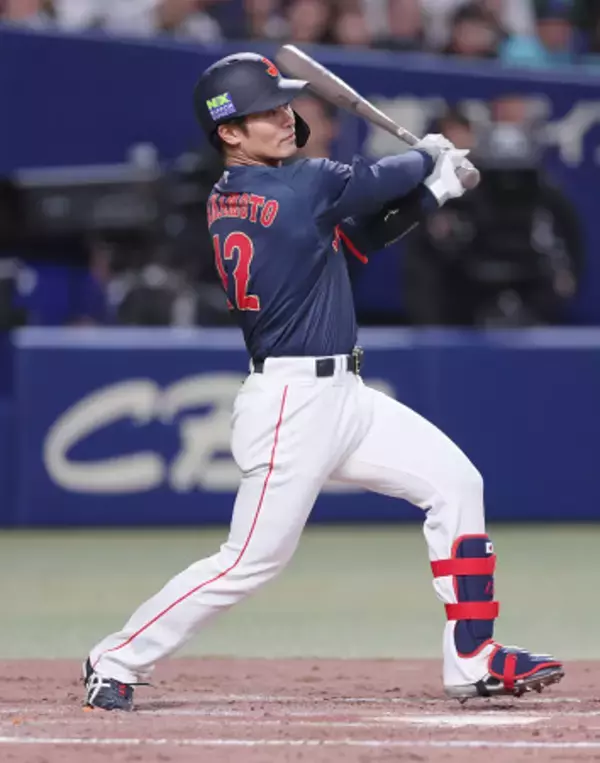 坂本の同点打　野球