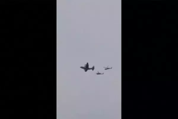イラン南西部を飛行する米航空機