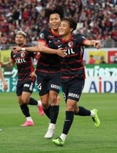 喜ぶ師岡　Ｊリーグ