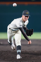 松商学園先発の竹内　高校野球