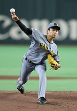 下村がプロ初勝利＝プロ野球・巨人２―３阪神