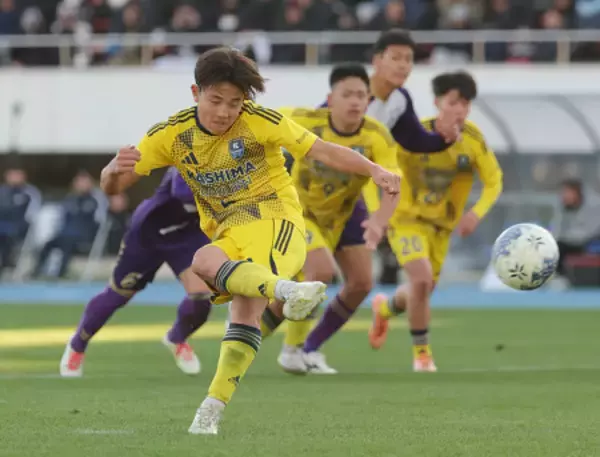鹿島学園が８強　高校サッカー