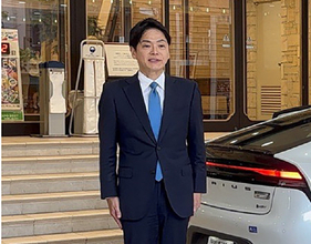 横浜市の山中前市長が出馬表明