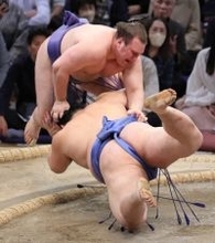 安青錦、潔く＝大相撲九州場所