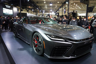 トヨタ、新型スポーツカーお披露目＝「オートサロン」開幕、技術力競う