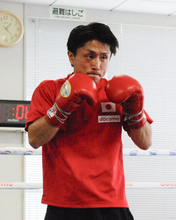 石井武志「研ぎ澄ませる」＝ボクシング