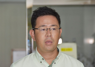 沖縄知事「強い憤り」
