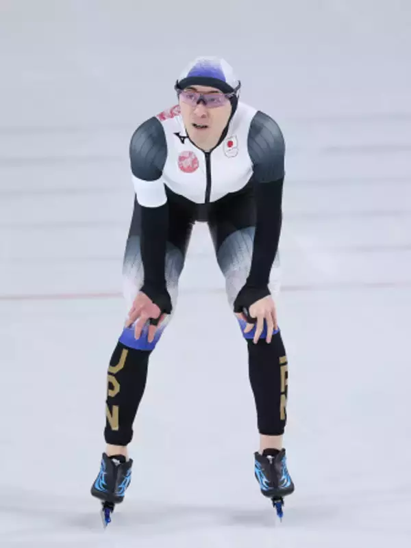 滑走を終えた野々村　五輪