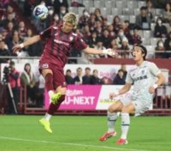 小松、大きな初ゴール＝大迫復帰間近にアピール―Ｊリーグ・神戸