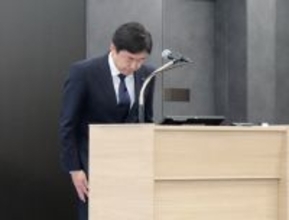 ＫＤＤＩ、売上高２４６０億円過大計上