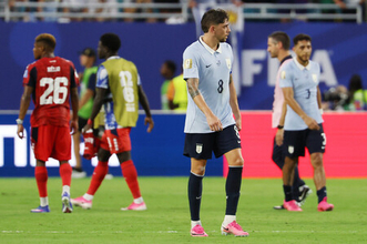ウルグアイ、ミスで暗転＝まさかの連続引き分け―Ｗ杯サッカー