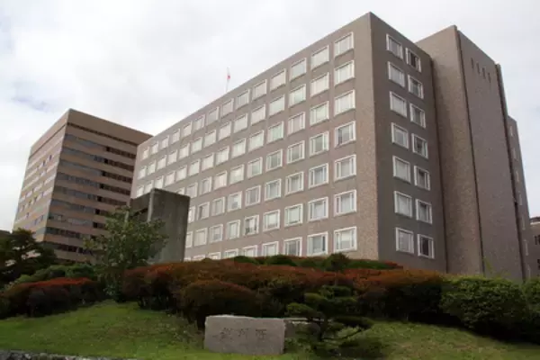 川口被告ら２人、起訴内容認める＝集団暴行死初公判―札幌地裁