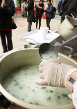 七草がゆで温まって