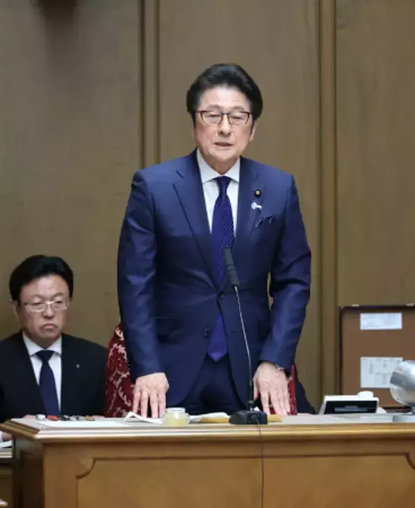 委員長に自民・松山氏