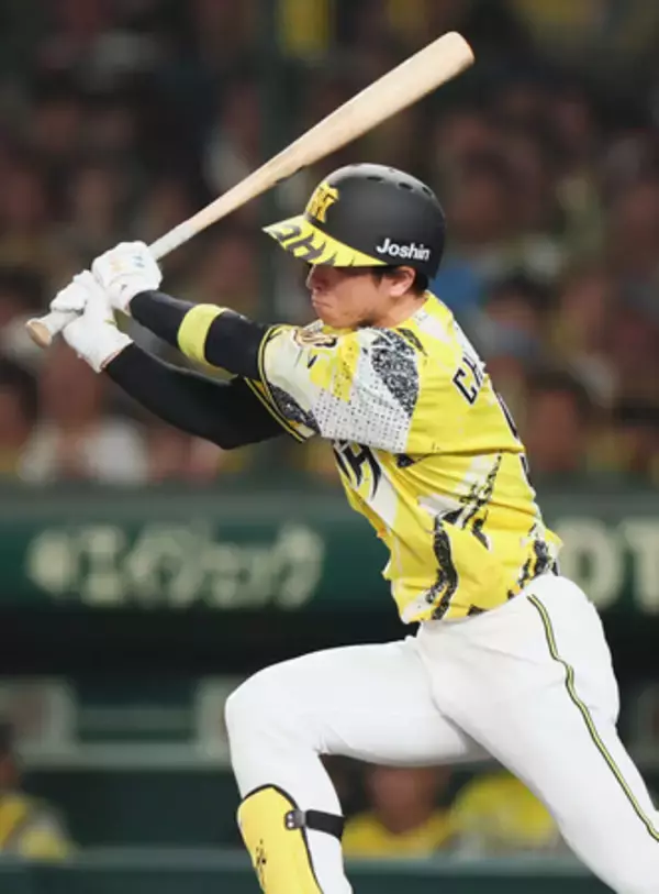 近本、復帰後初の３安打＝プロ野球・阪神