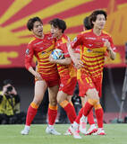 「喜ぶ木村ら　Ｊリーグ」の画像1