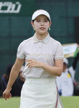吉田鈴と佐久間朱莉が首位　女子ゴルフ
