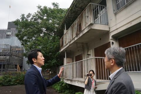 危機管理宿舎の予定地視察