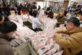 百貨店で初売り