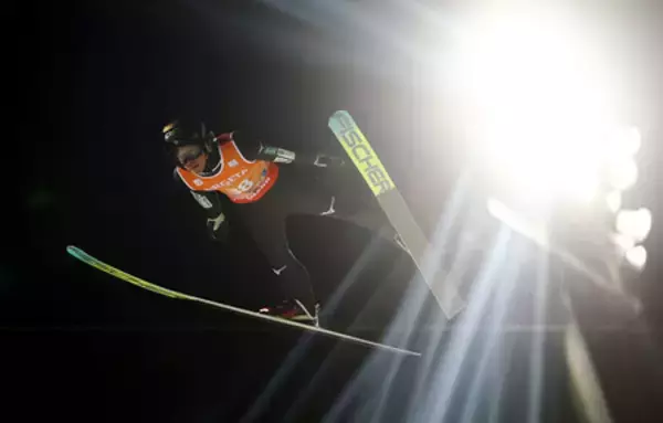 二階堂が前半２位＝中村６位、小林陵９位―フライング世界選手権