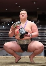 日大の鮫島がアマ横綱