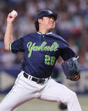「ヤクルト先発の松本健　プロ野球」の画像1