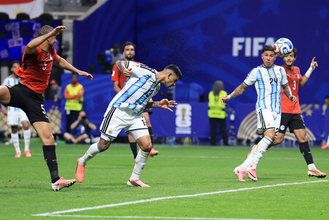 窮地はね返した王者＝試合終盤に３ゴール―Ｗ杯サッカー・アルゼンチン