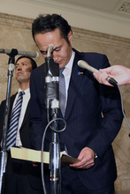 簗農水相「予算カット」発言撤回
