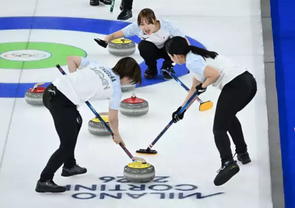 指示を出す小林　五輪