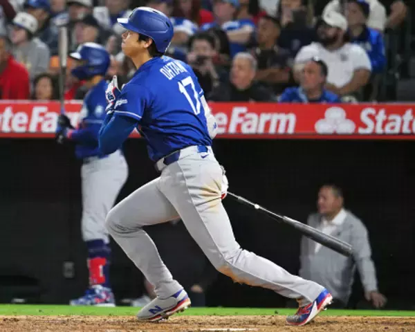 大谷の３点三塁打　大リーグ