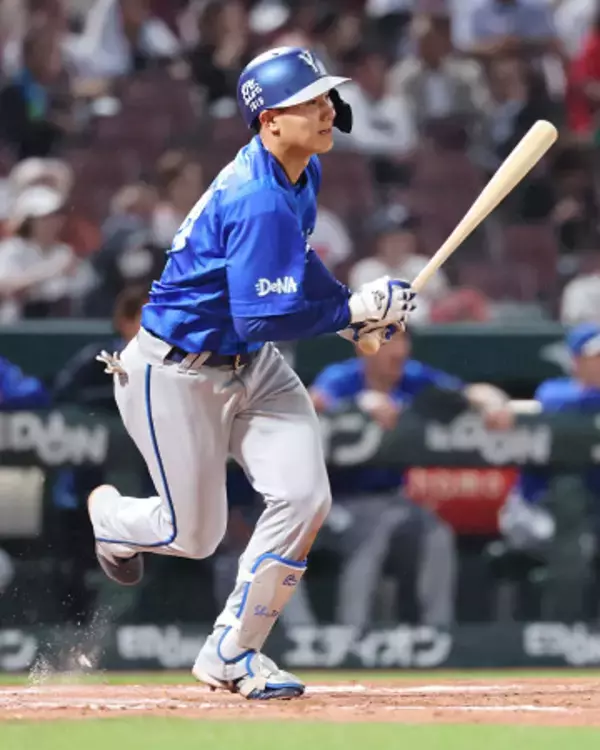 成瀬の先制適時打　プロ野球