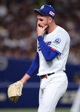 厳しい表情のマラー　プロ野球