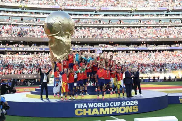 スペイン、１６年ぶり頂点＝延長戦でアルゼンチンに１―０―Ｗ杯サッカー