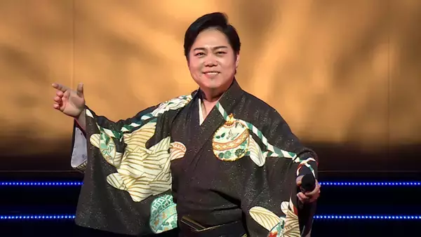 三山ひろし、三波春夫さんの着物で熱唱