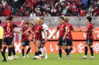 鹿島、次節にも優勝＝２位柏は４連勝―Ｊ１