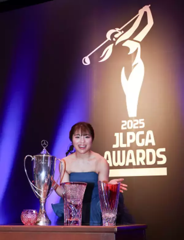 ３冠の佐久間　女子ゴルフ