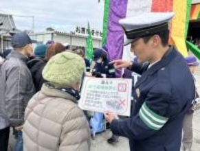 西新井大師で交通安全呼び掛け