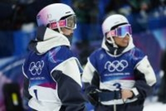 コースを確認する戸塚と平野流佳　五輪