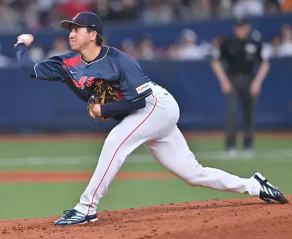 力投する大勢　野球