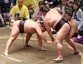 霧島２敗、トップに６人